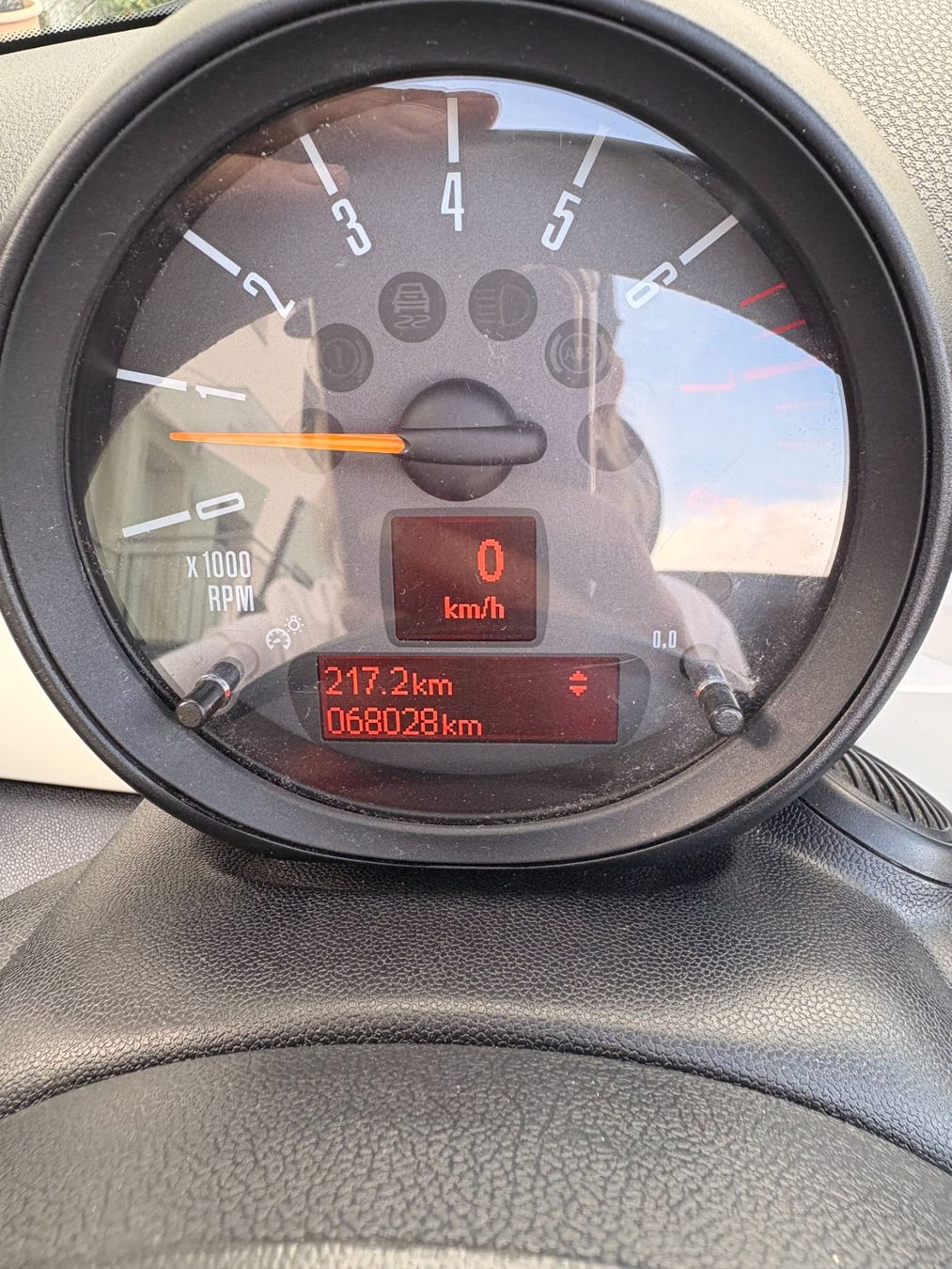 Mini Autos: Mini Cooper Cabrio 2015 – Gebraucht aus Delley von vbr_7mj7 4