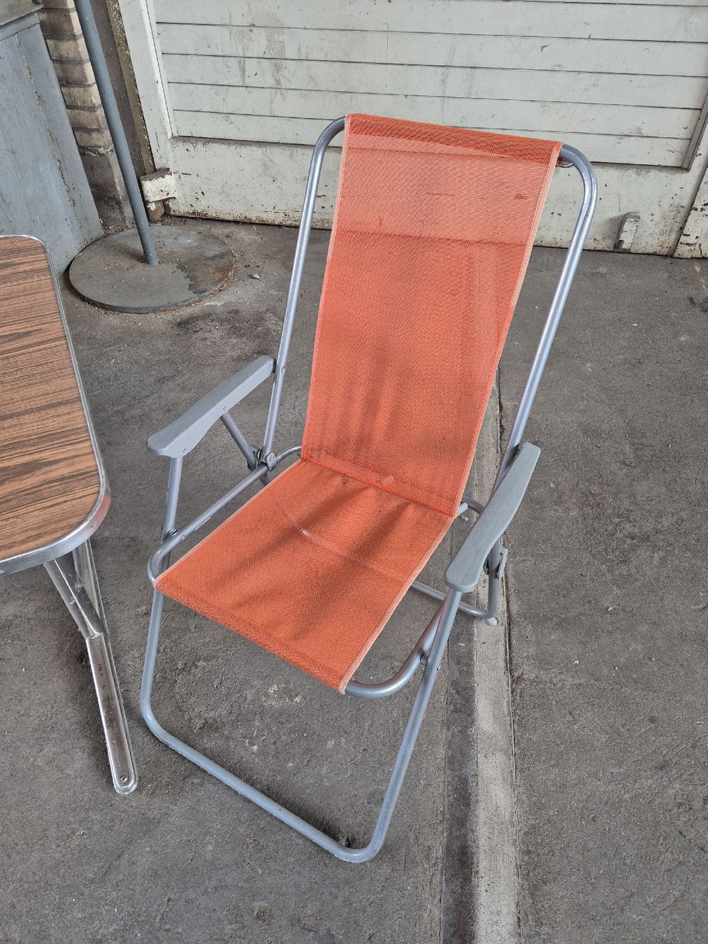 Tavoli: Campingtisch mit Stuhl, – Usato da Adlikon b. Andelfingen venduto da mat_8bn8 3
