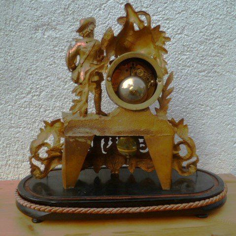 Orologi da terra & Orologi da parete: Antike Kamin / Standuhr Läuft Genau – Usato da Effretikon venduto da Heimstudio 8
