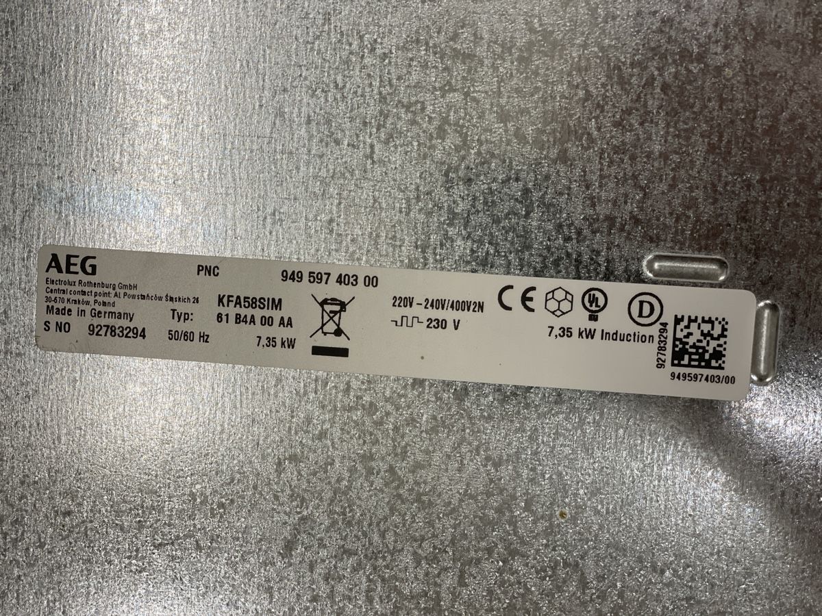 Cucine: Kochfeld 58x52 Induktion Herd – Usato da Winterthur venduto da sje3 5