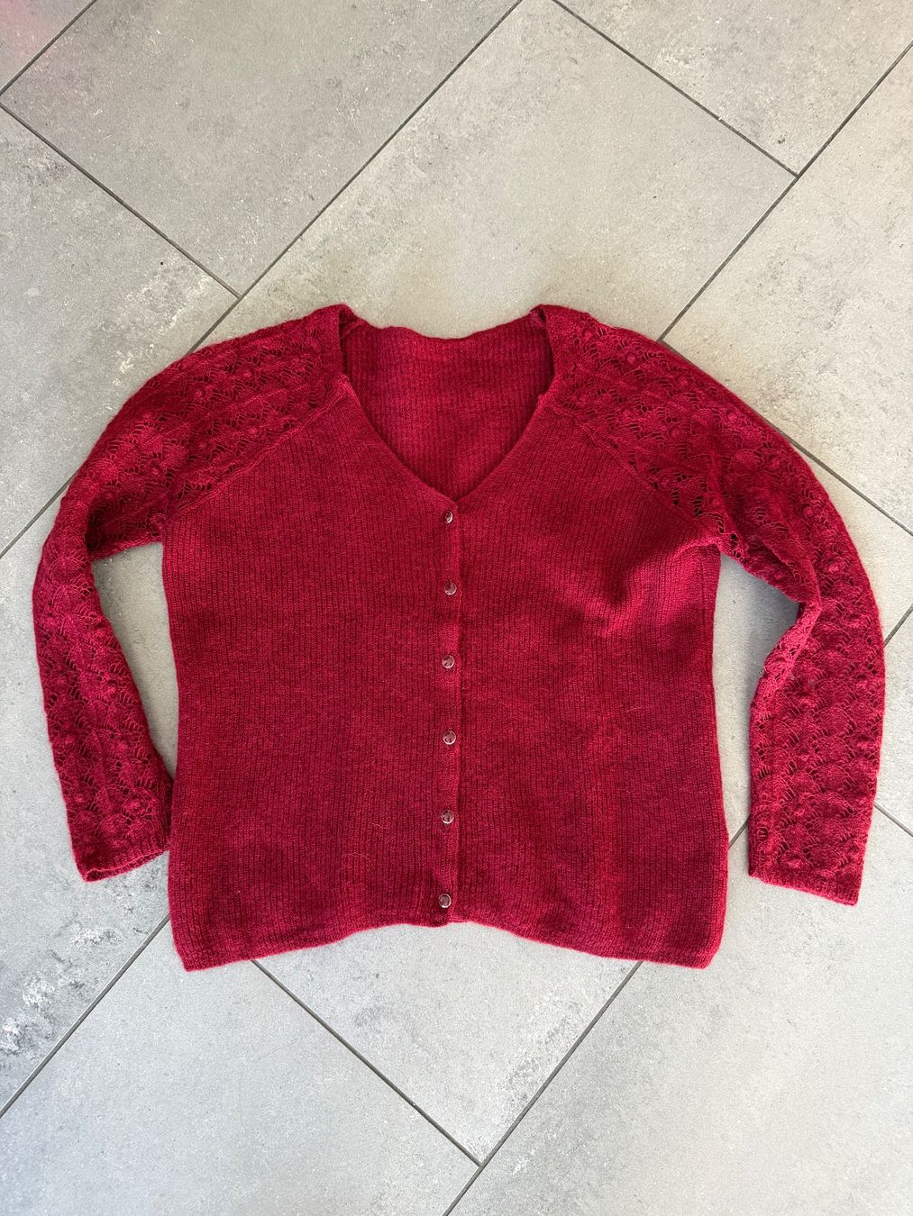 Sezane Maglioni & Felpe: Pullover / Strickjacke aus Wolle von Sézane – Usato da Steffisburg venduto da elle013