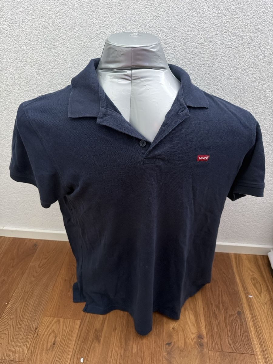 Levi's Magliette Polo: Polo Levi’s L Blau – Usato da Münchwilen TG venduto da giu_75tp