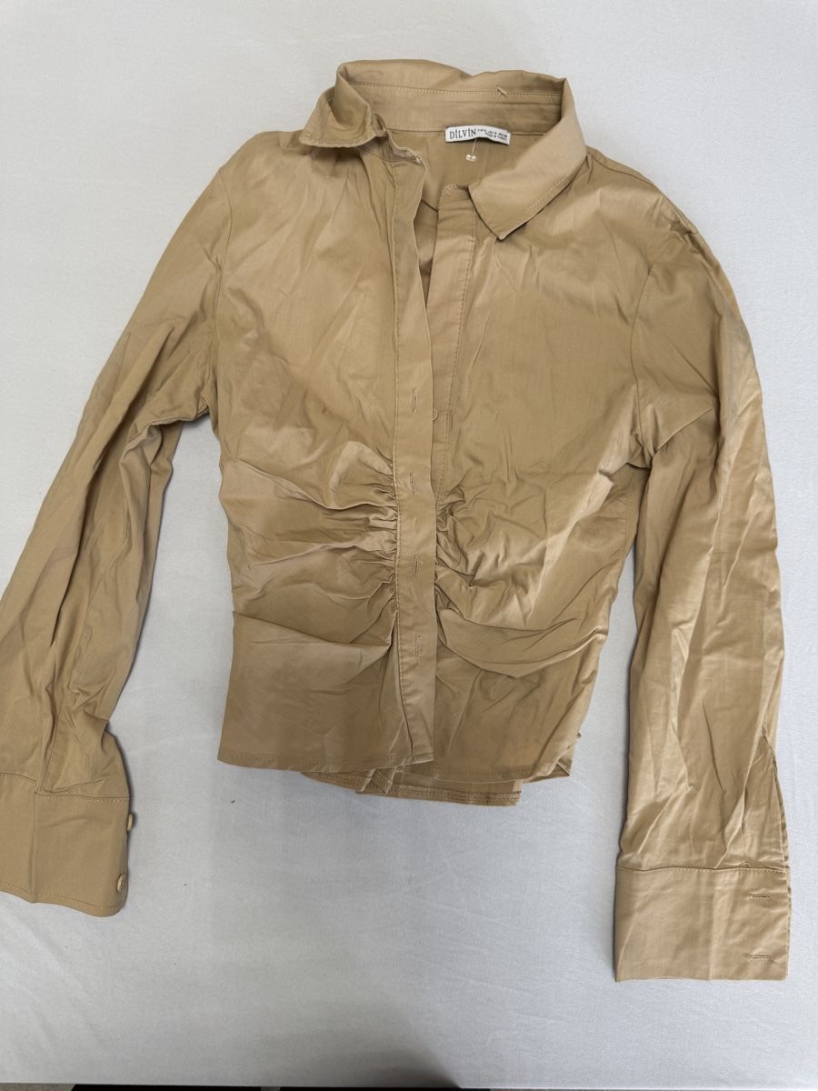Blusen: BEIGE DAMENBLUSE GR. 36 – Gebraucht aus Winterthur von fij_f65r 1