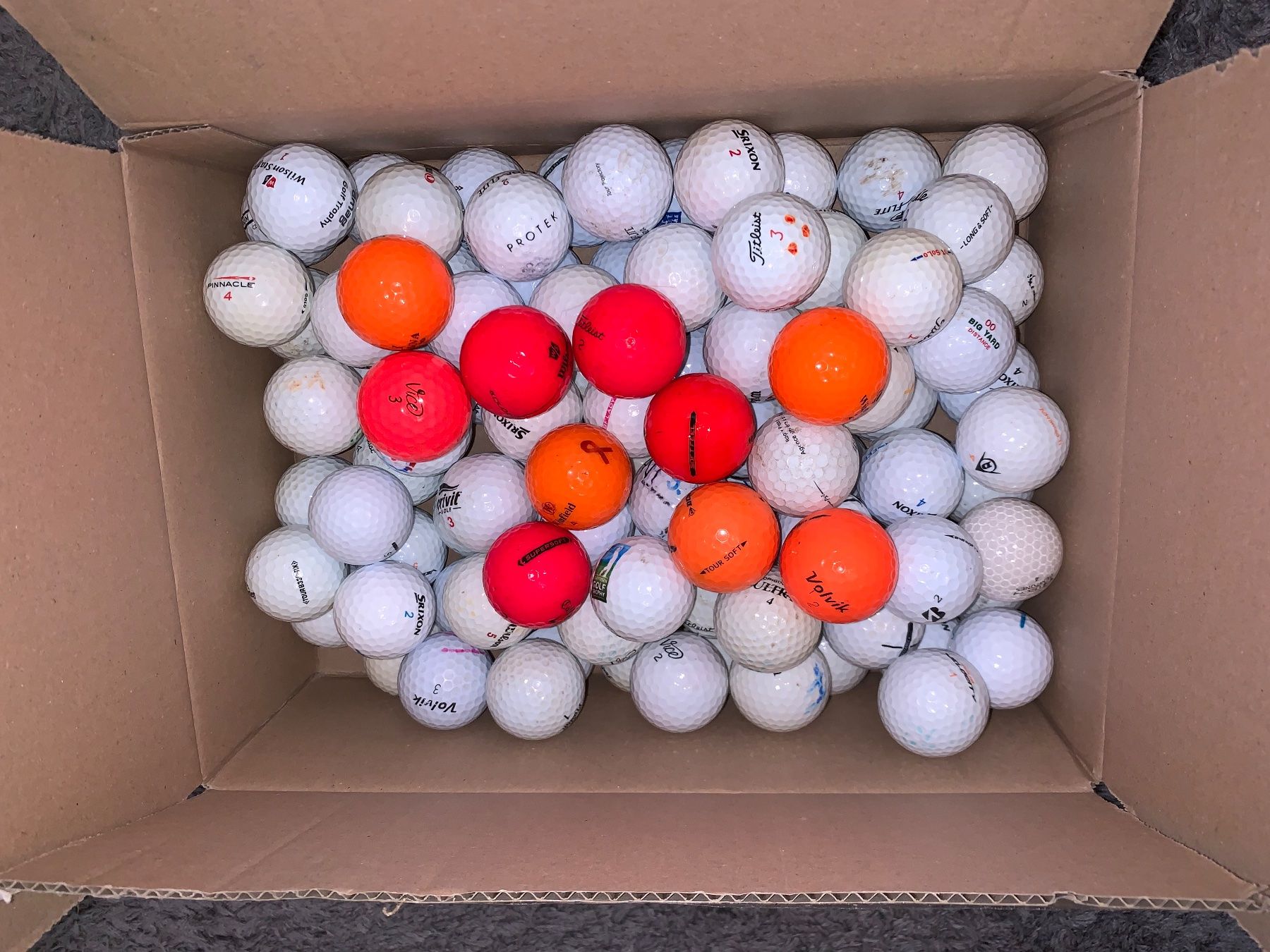 Palloni: 100 Golfbälle weiss/orange-rot gebraucht – Usato da Münchenbuchsee venduto da Dreamaction67 8