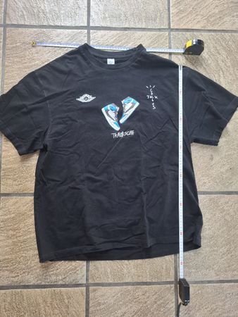 Travis Scott Jordan shirt