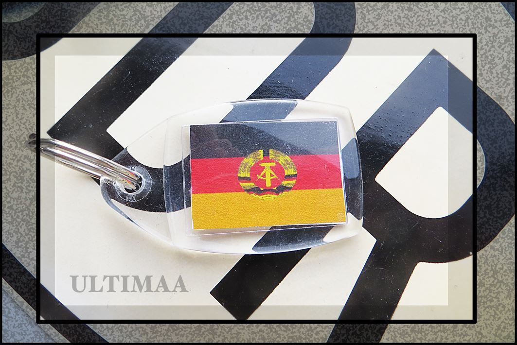 Portachiavi: DDR - Schlüsselanhänger aus Plexiglas – Nuovo (secondo la descrizione) da Bern venduto da Ultimaa