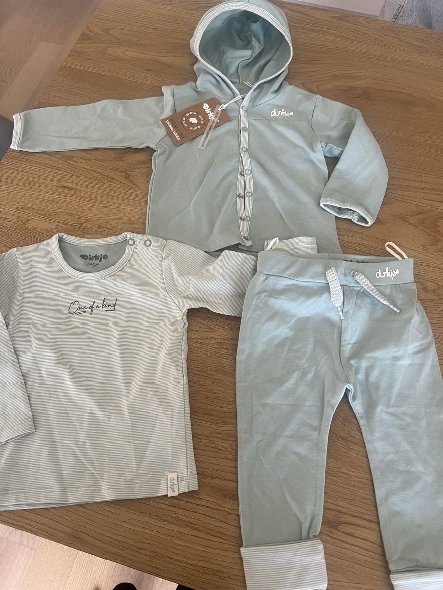 Lotti & Set di vestiti: Geschenksset neu Dirkje 74 – Nuovo e nell'imballaggio originale da Triesen venduto da Yellow1818