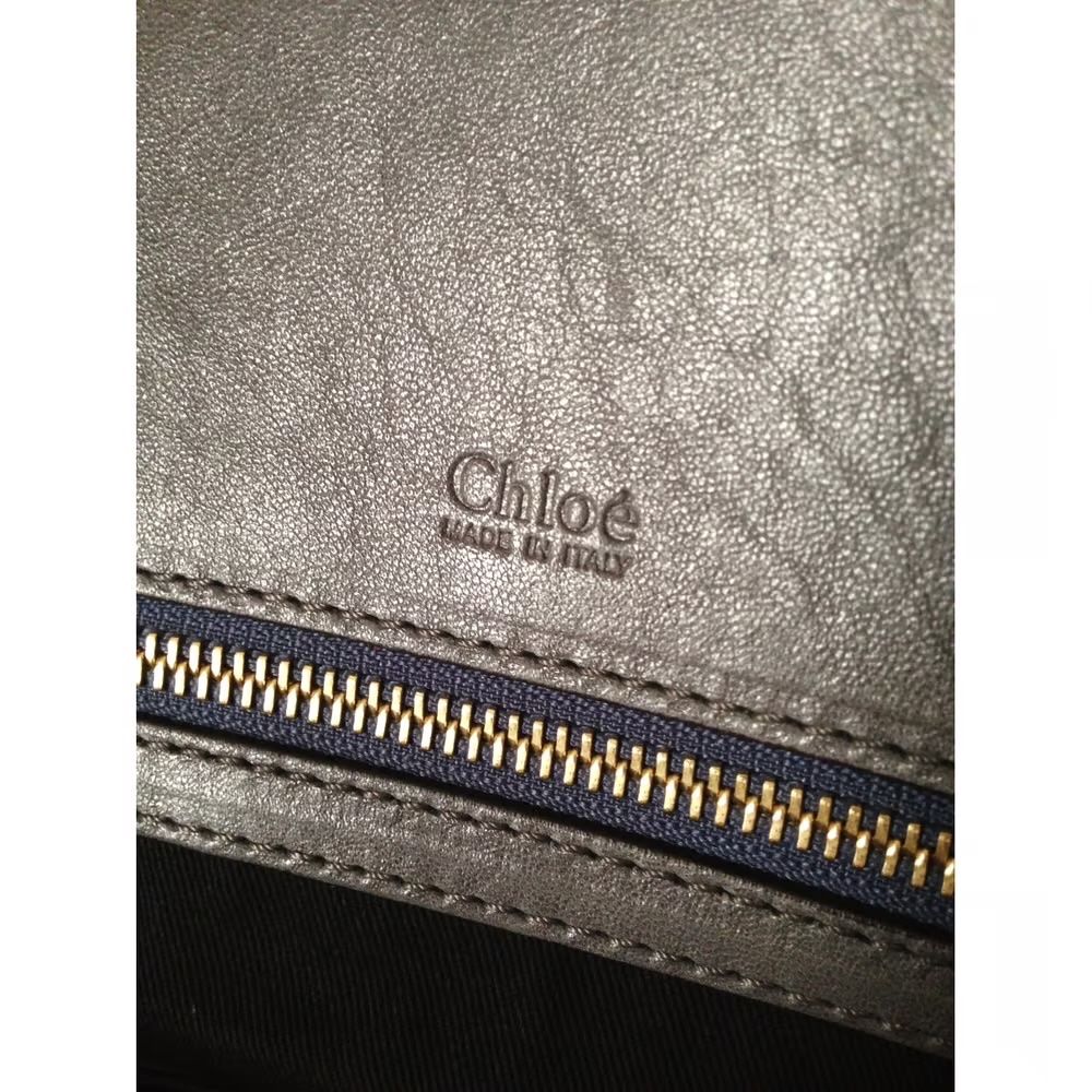 Chloé Sacs femmes: Chloé Heloise Grey Leather & Python Shopper Bag XL – Neuf (Voir description) à Birsfelden par Brut 9