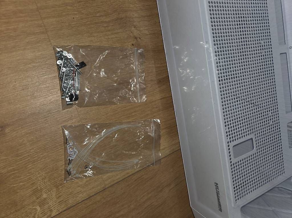 Gehäuse: PC case con display – Neu und originalverpackt aus Lugano von ami_dfn6 3