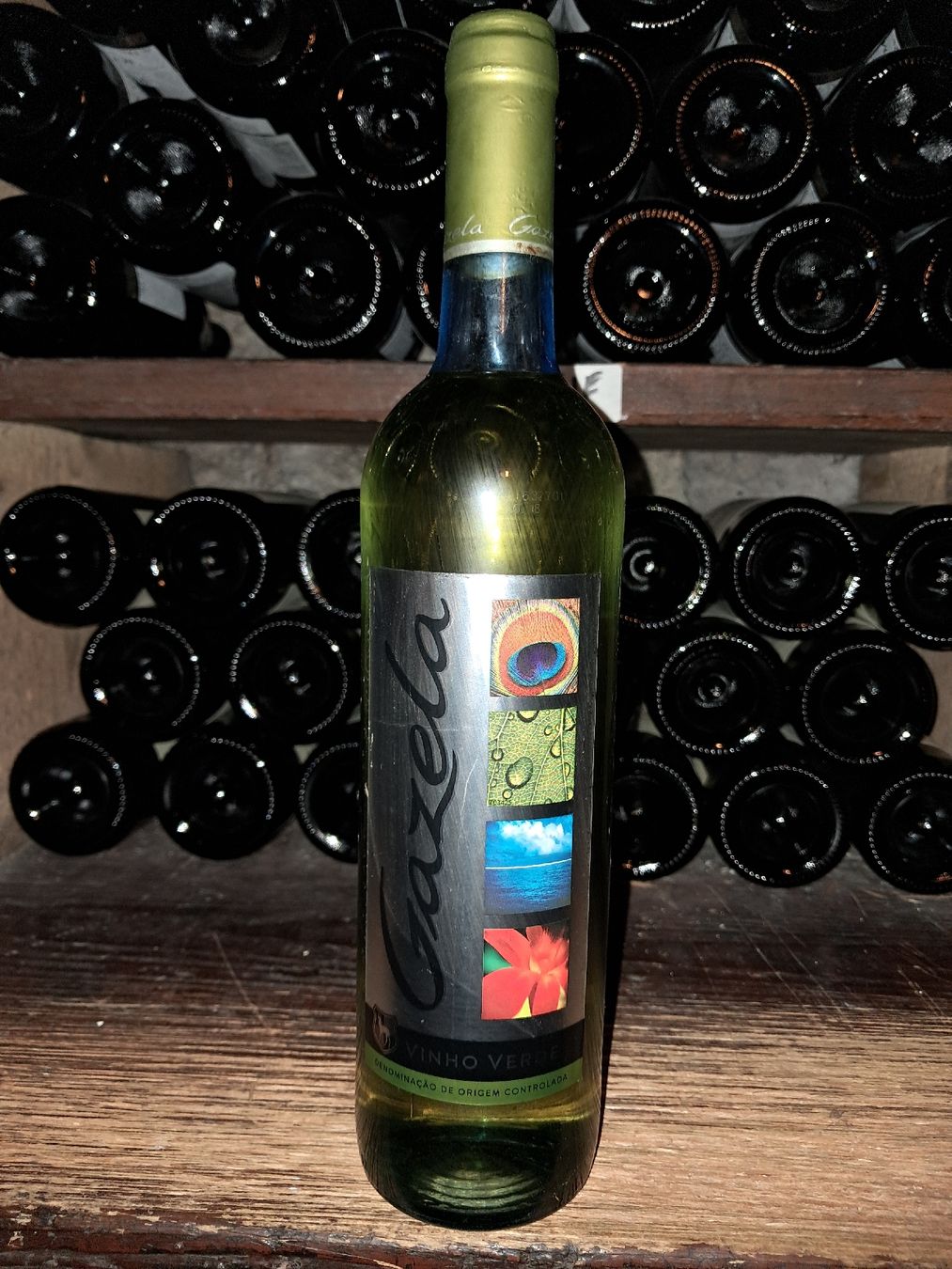 Vino: Gazela vinho verde blanc – Nuovo e nell'imballaggio originale da Le locle venduto da juliensaran