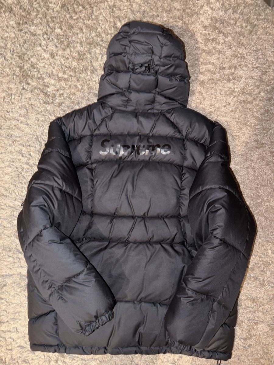 Supreme Giacche: Supreme Warp Hooded Puffy Jacket – Usato da Visperterminen venduto da lgresell 1