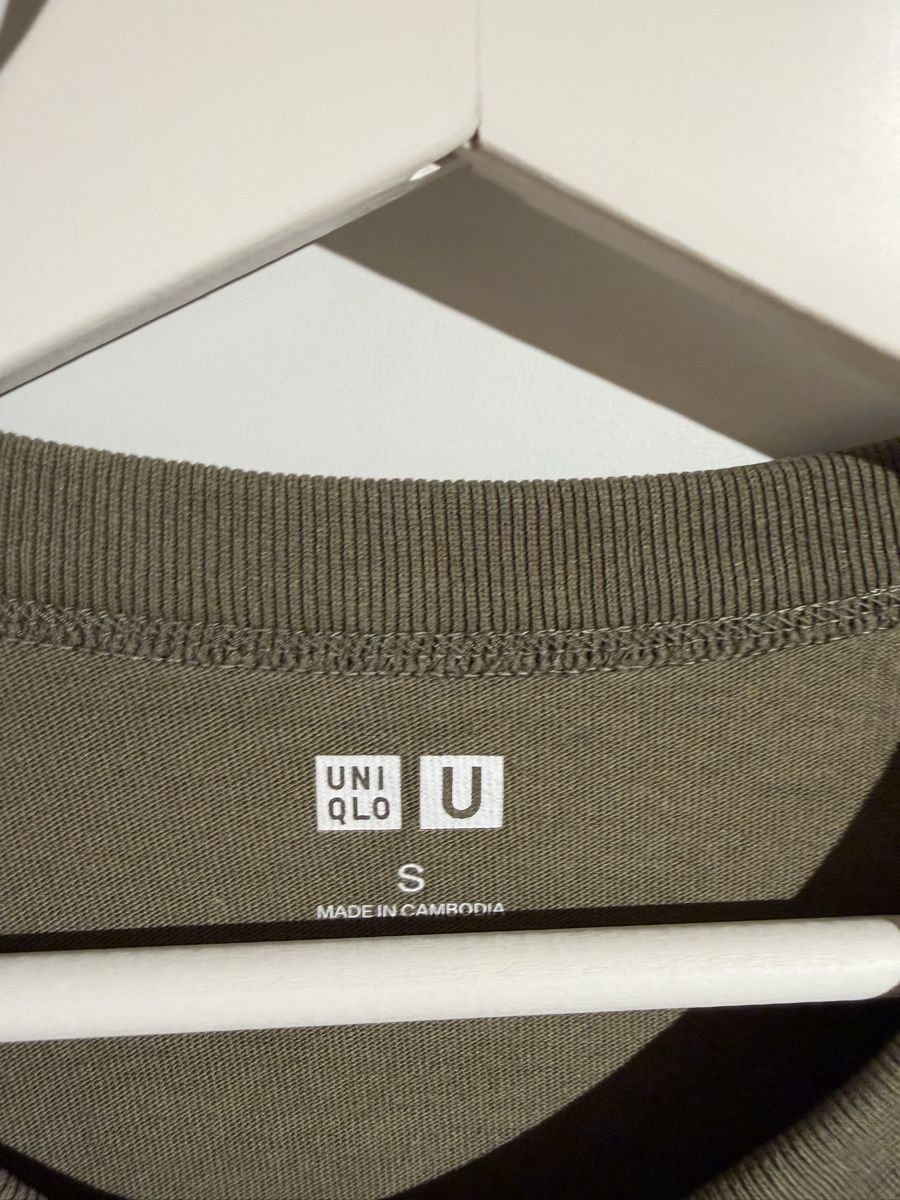 Uniqlo T-shirt: Uniqlo Tshirt S – Nuovo (secondo la descrizione) da Ermenswil venduto da nils.schreckenbauer 2