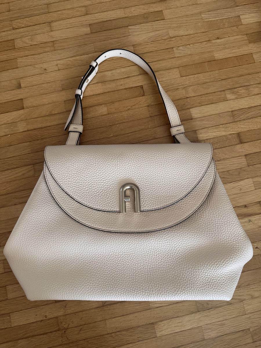Furla Sacs femmes: Ledertasche FURLA, creme, neu  – Neuf (Voir description) à Männedorf par Mag3