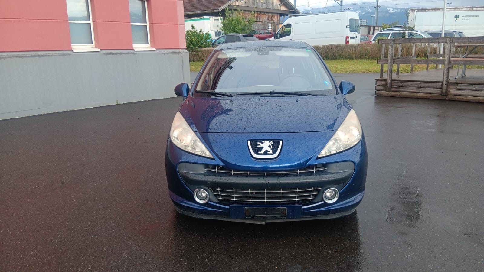 Peugeot Automobili: Peugeot 207 1.6i – Usato da Rebstein venduto da TonyRasta-Autohandel