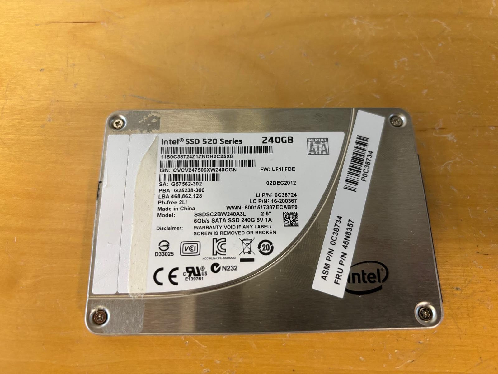 Intel Dischi rigidi: Intel SSD 520 Series – Usato da Zürich venduto da HarlacherIT