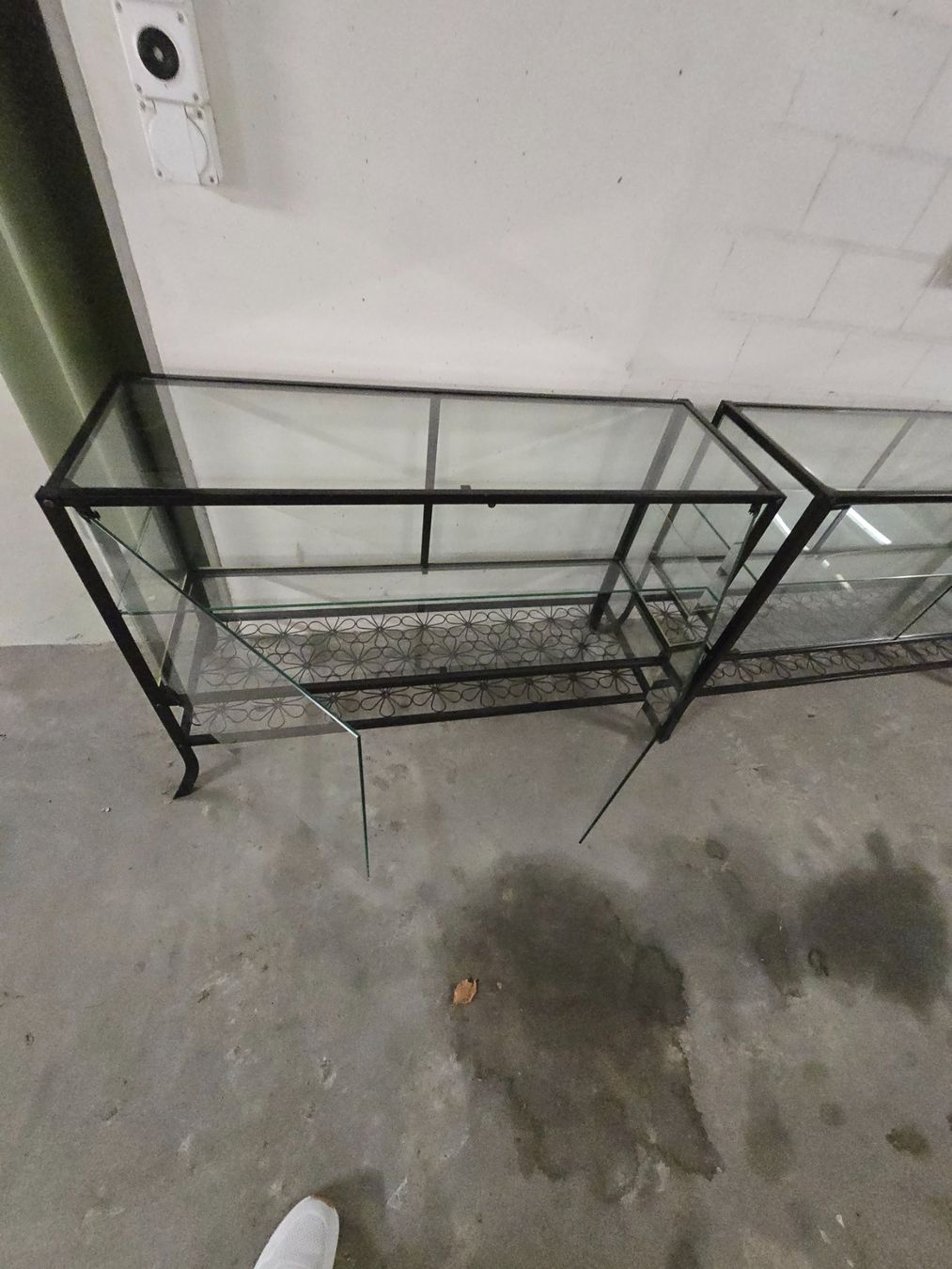 Vetrine: 3 Vitrinen, Komoden aus Glas – Usato da Wermatswil venduto da Calibratuning 4