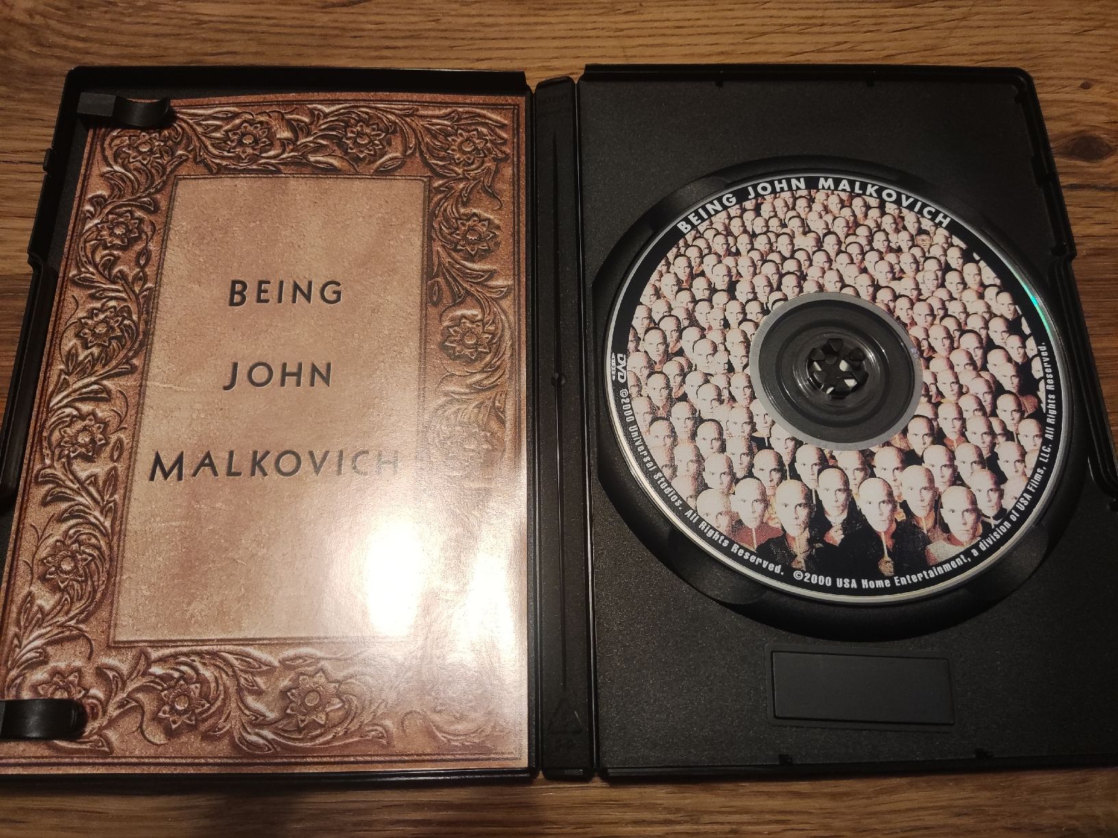 Tutti i DVDs: Being John Malkovich - Special Edition (DVD) – Usato da Oberembrach venduto da giu_7ksd 2