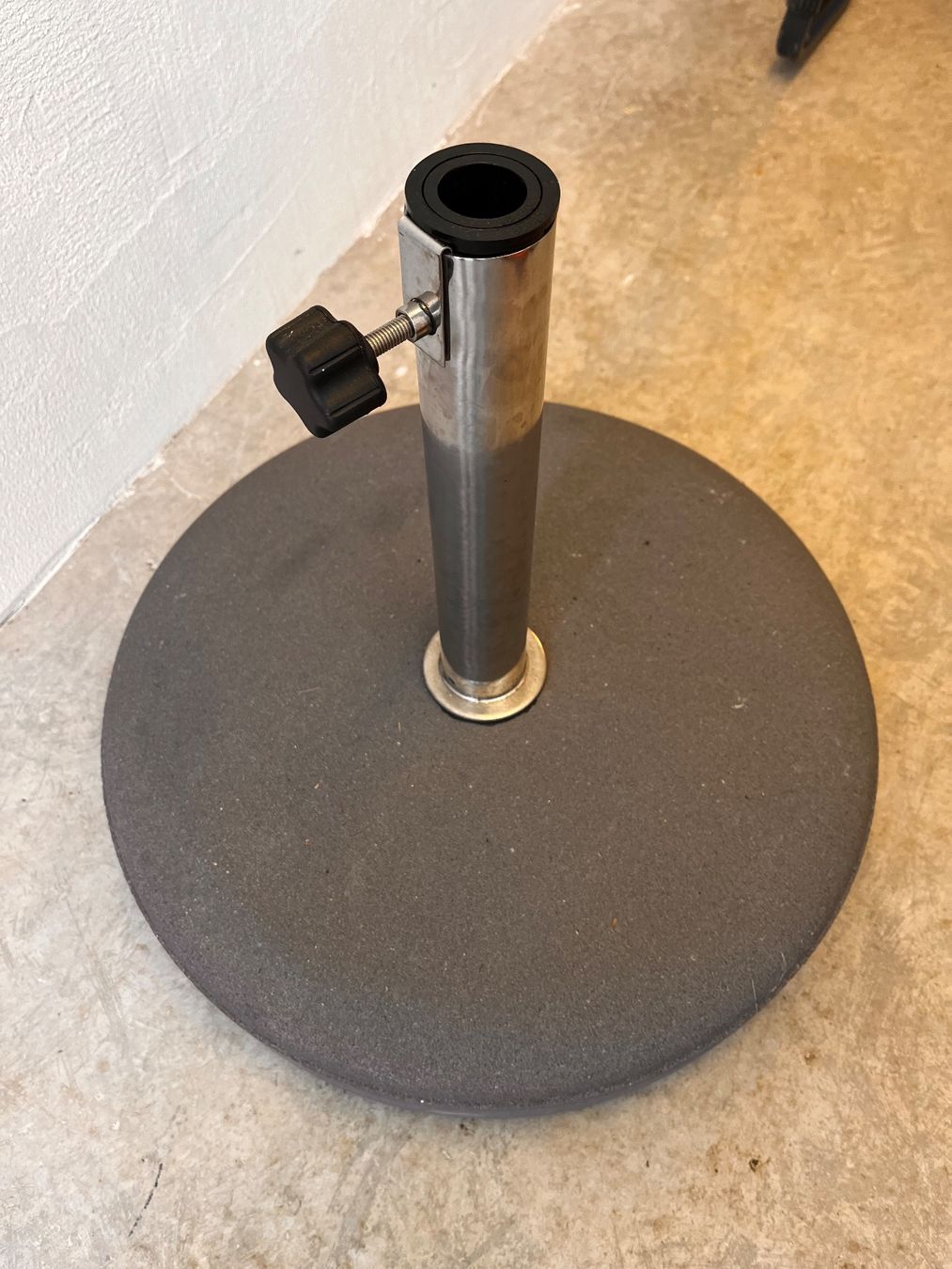 Pfister Altro: Sonnenschirm Ständer – Usato da Speicher venduto da Bulli82 1