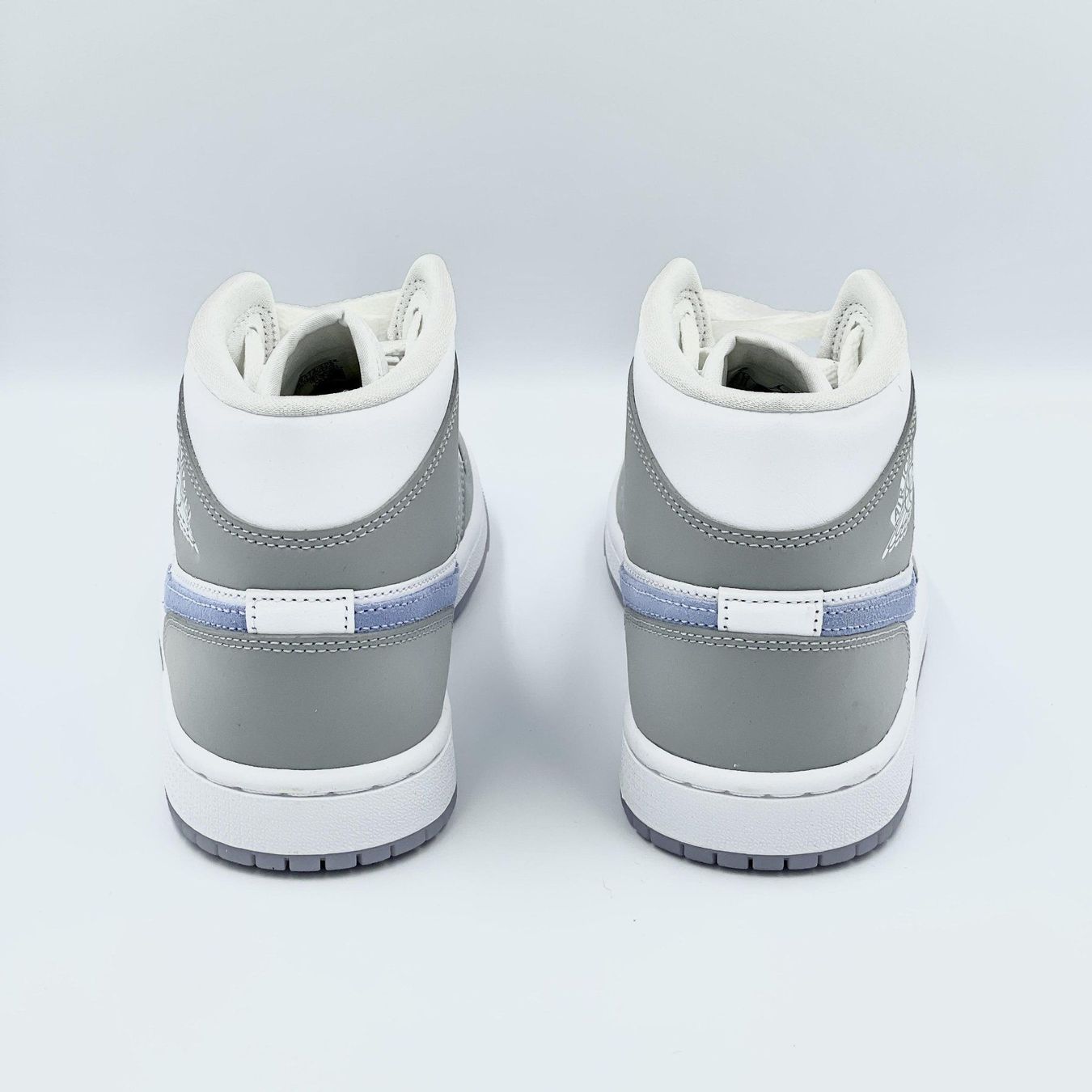 Jordan Damenschuhe: Nike Air Jordan 1 Mid Wolf Grey 43 – Neu und originalverpackt aus Erlinsbach von sasneakers 4