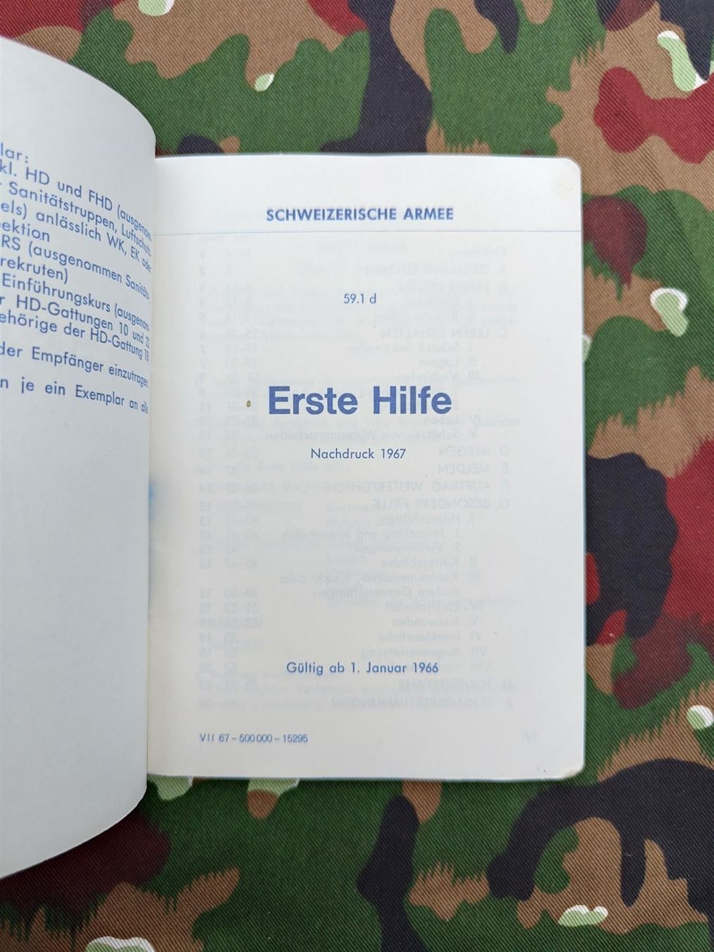 Libri: Reglement 59.1 d, Erste Hilfe 1967 – Usato da Bauma venduto da SwissMilitaria 2