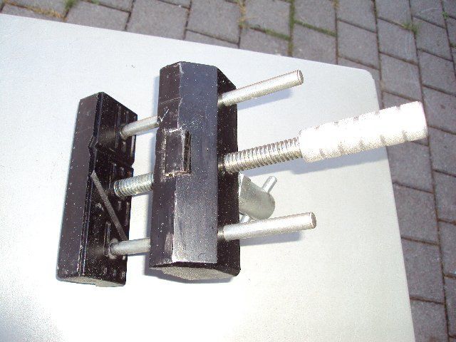 Tutti gli attrezzi: Schraubstock - Aluminium - Backenbreite 150mm – Usato da Kaltbrunn venduto da hotspot74