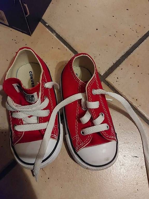 Scarpe per ragazzi: Chaussures enfants tailles 22-23 – Usato da Cheseaux-Lausanne venduto da dia_m5kw 3