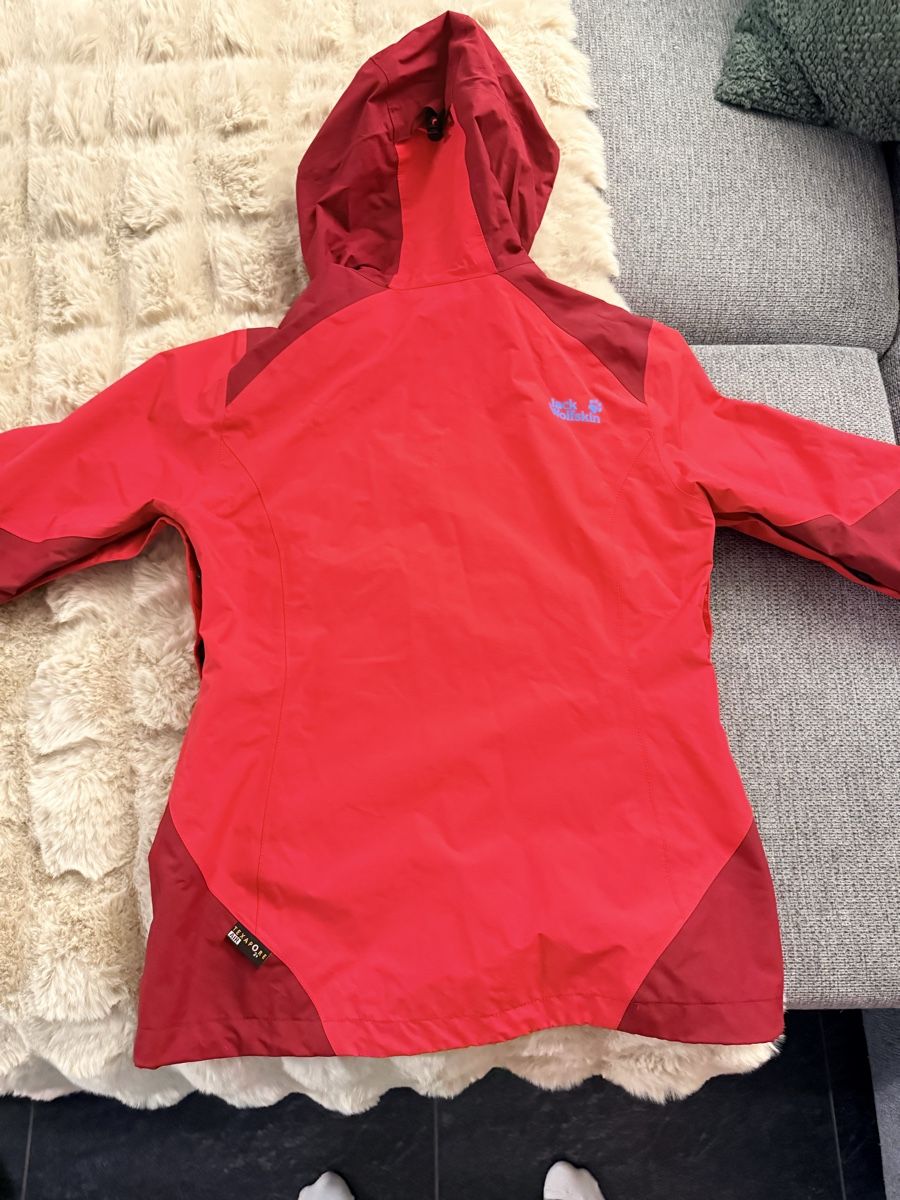 Jack Wolfskin Jacken: Jack wolfskin Regenjacke Rot/Bordeux – Neu (gemäss Beschreibung) aus Adliswil von JaniqueN 2