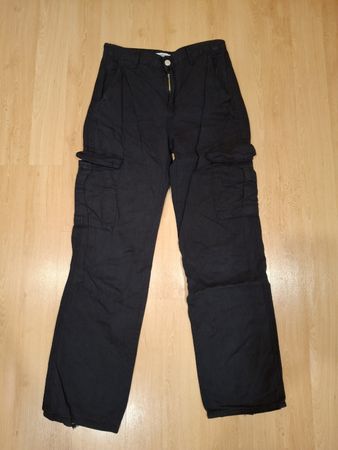 Schwarze Cargohose