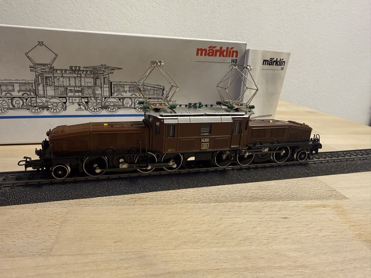 Märklin Modellini di ferrovie: Crocodile S Ce 6/8 / SBB-CFF-FFS / Marklin HO – Nuovo (secondo la descrizione) da Martigny-Croix venduto da gen_5mpj 4