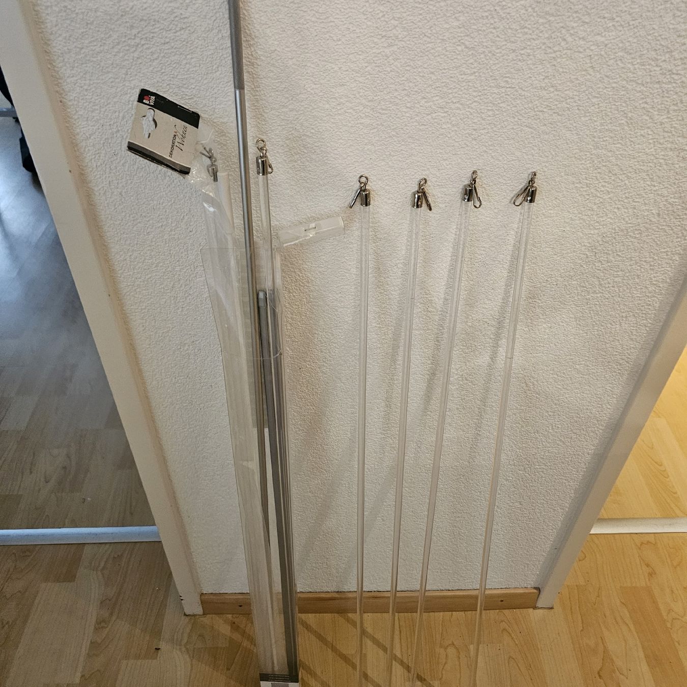Altro per la casa: 10 stück  Vorhang stangen – Usato da wolfhalden venduto da 46464646 3