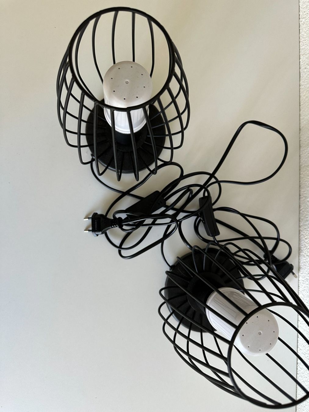 Nachttische: 2 Stück Nachttischlampe – Gebraucht aus Zürich von anporio