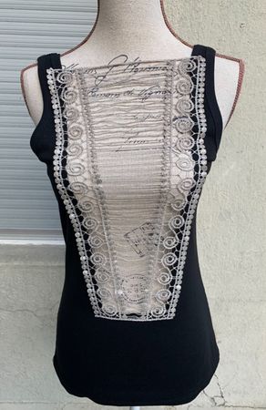 Superbe débardeur coton avec dentelle ajourée t.S-M