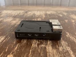 Raspberry Pi 4 Model B 4GB + ultra-slim Aluminum Case