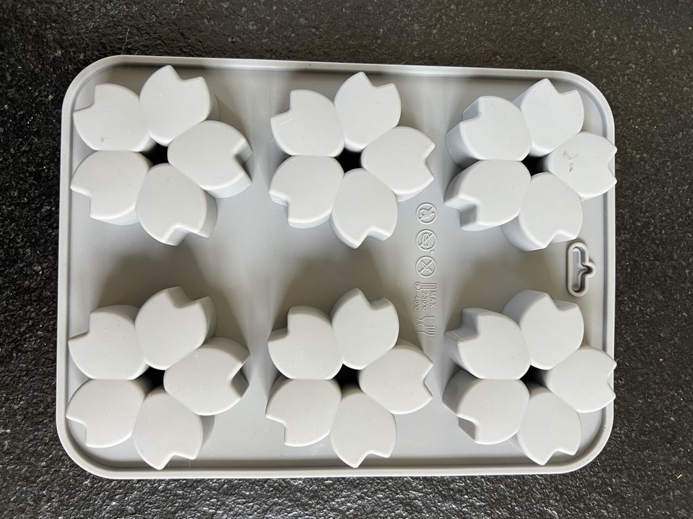 Kits de loisir créatif: Silikon Giessform Blumen – D'occasion à Rüti ZH par balance69