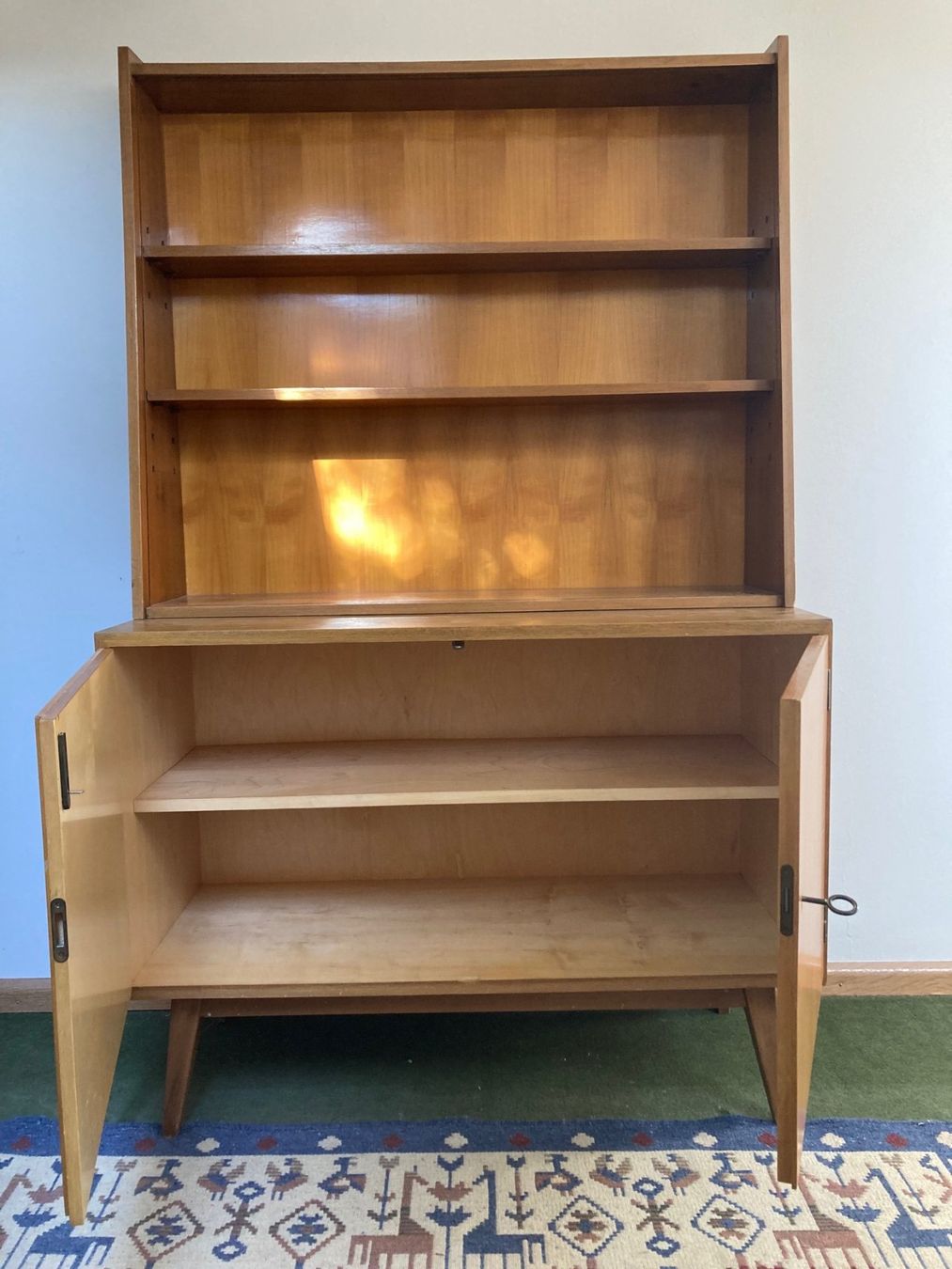 Credenze: Midcentury Buffetschrank – Usato da Gelterkinden venduto da Busfreak 1