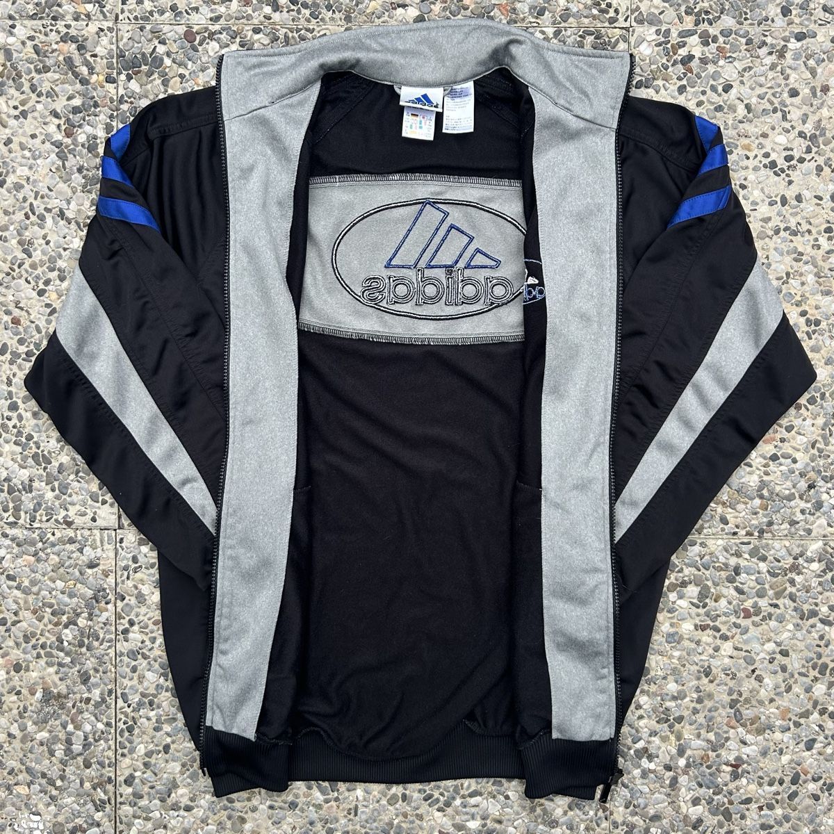 Adidas Giacche: Vintage Adidas Track Jacket – Usato da brent venduto da fukusapes 2