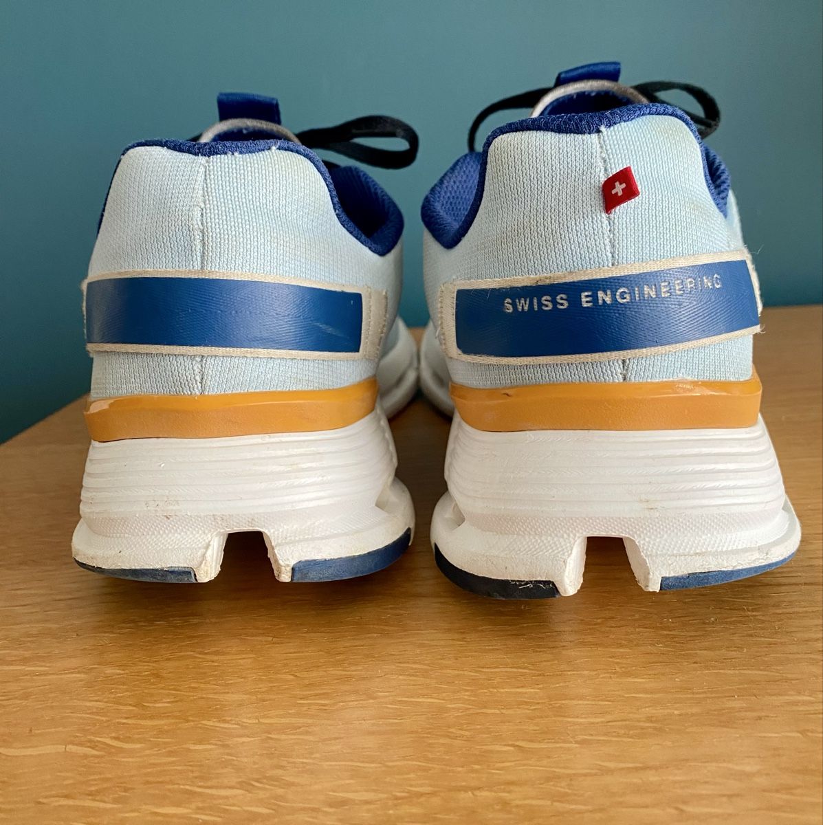 On Scarpe da uomo: Baskets On Running CloudTec bleu clair pointure 45 – Usato da Lausanne venduto da Vracorama 4