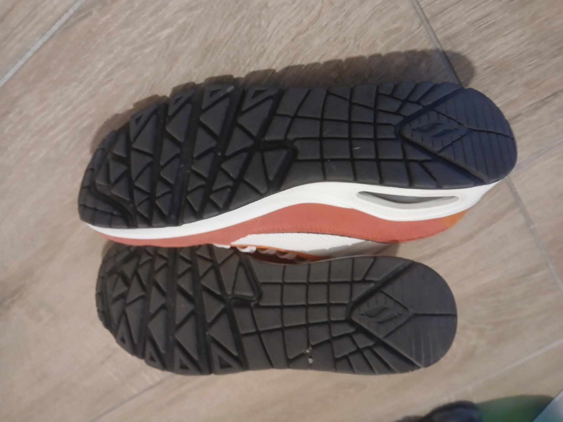 Skechers Scarpe da donna: Basket Skechers – Nuovo (secondo la descrizione) da Ardon venduto da Helicoptere85 2