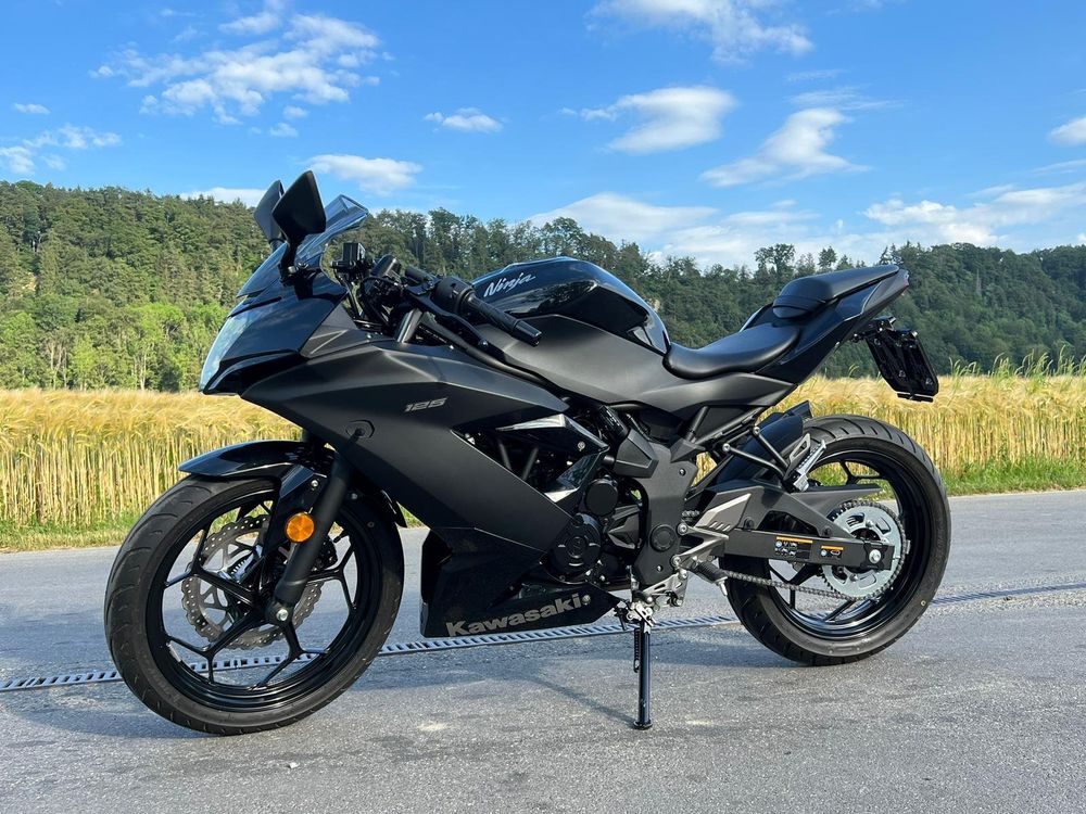 KAWASAKI NINJA 125 in schwarz zum absoluten Hammerpreis !!! | Kaufen ...