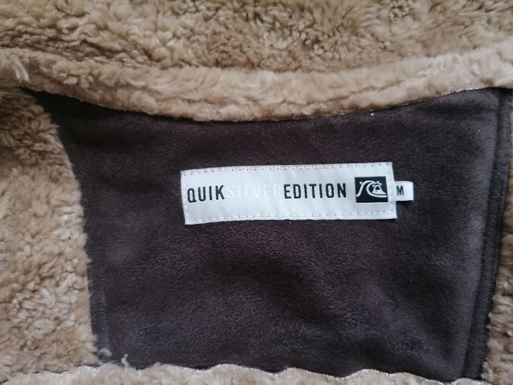Quiksilver Vestes: Winterjacke Quiksilver Grösse M – Neuf (Voir description) à Sachseln par sunday_rose91
