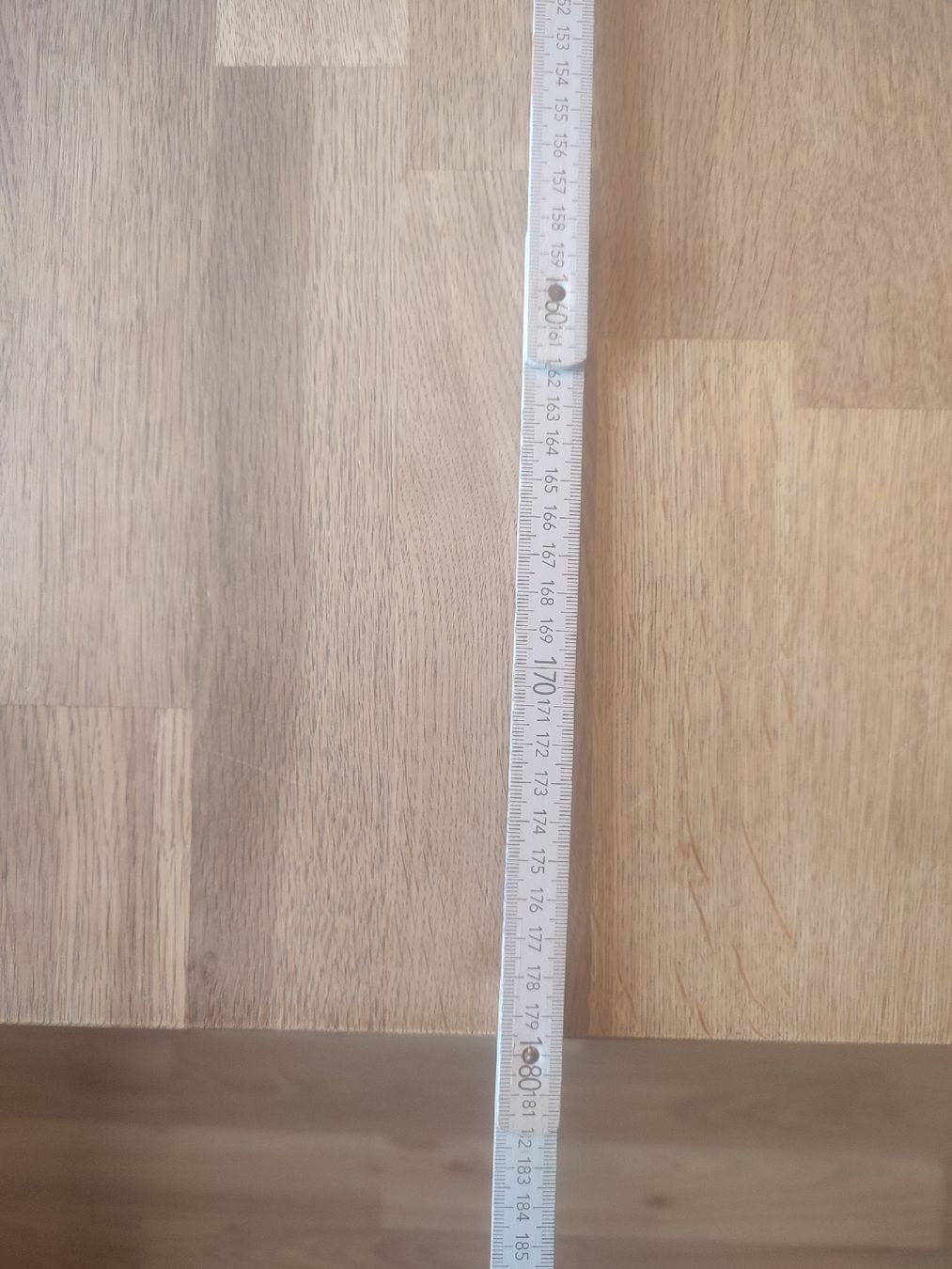 Tavoli: Massiver Holztisch aus Eiche 180x90 – Usato da Waltenschwil venduto da Bodensee84 1