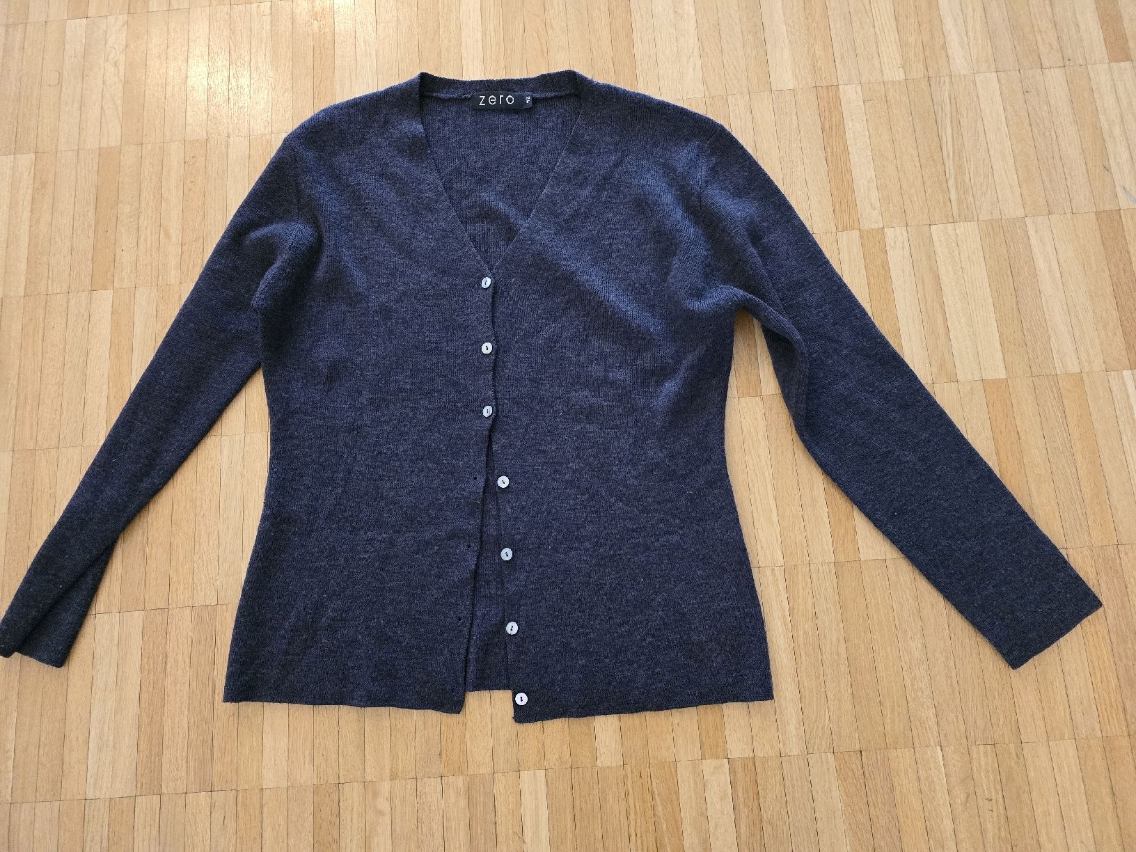 Giacche: Wolle-Strickjacke Damen Gr. 42 Zero – Usato da Laufenburg venduto da may_r2st