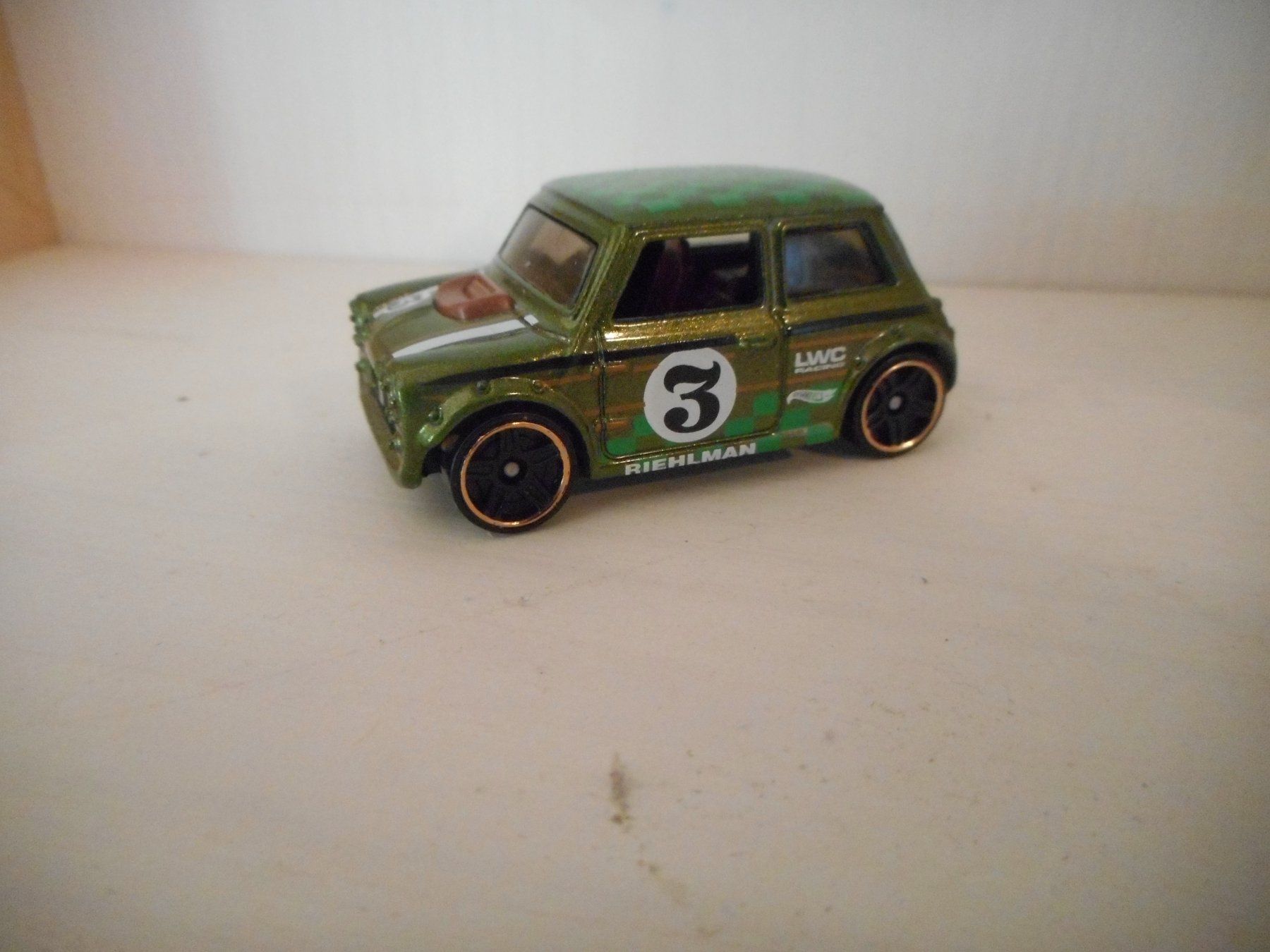 Hot Wheels Modellini d'auto: Mini Racing Hot Wheels – Usato da Bretzwil venduto da gbfluck 1