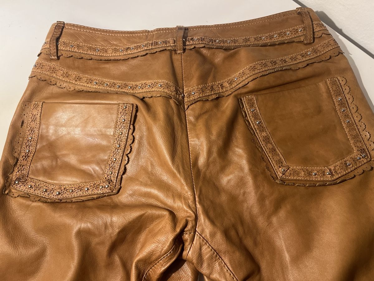 Gianfranco Ferre Pantaloni: FERRE Lederhose 42 2006 – Usato da Basel venduto da katayasistersvintage 1