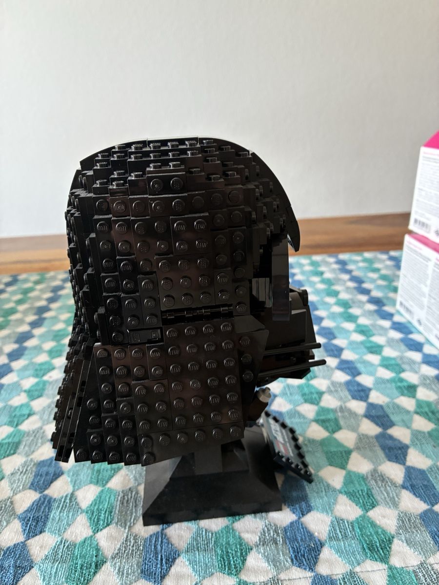 Lego Figuren: Darth Vader Helm Lego – Neu (gemäss Beschreibung) aus Au ZH von sur_sgz2 2