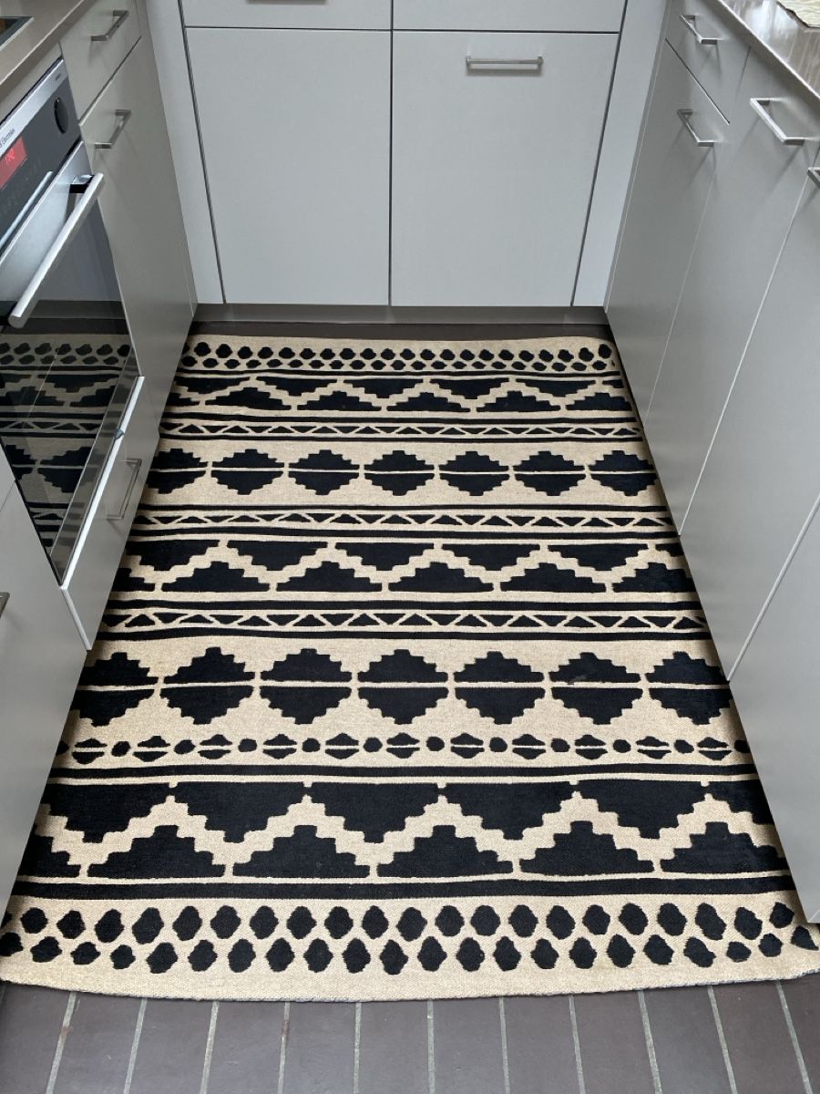 Teppiche: Scandy Teppich, Schwarz/Natur, 120x170 cm – Neu (gemäss Beschreibung) aus Thalwil von Alice015