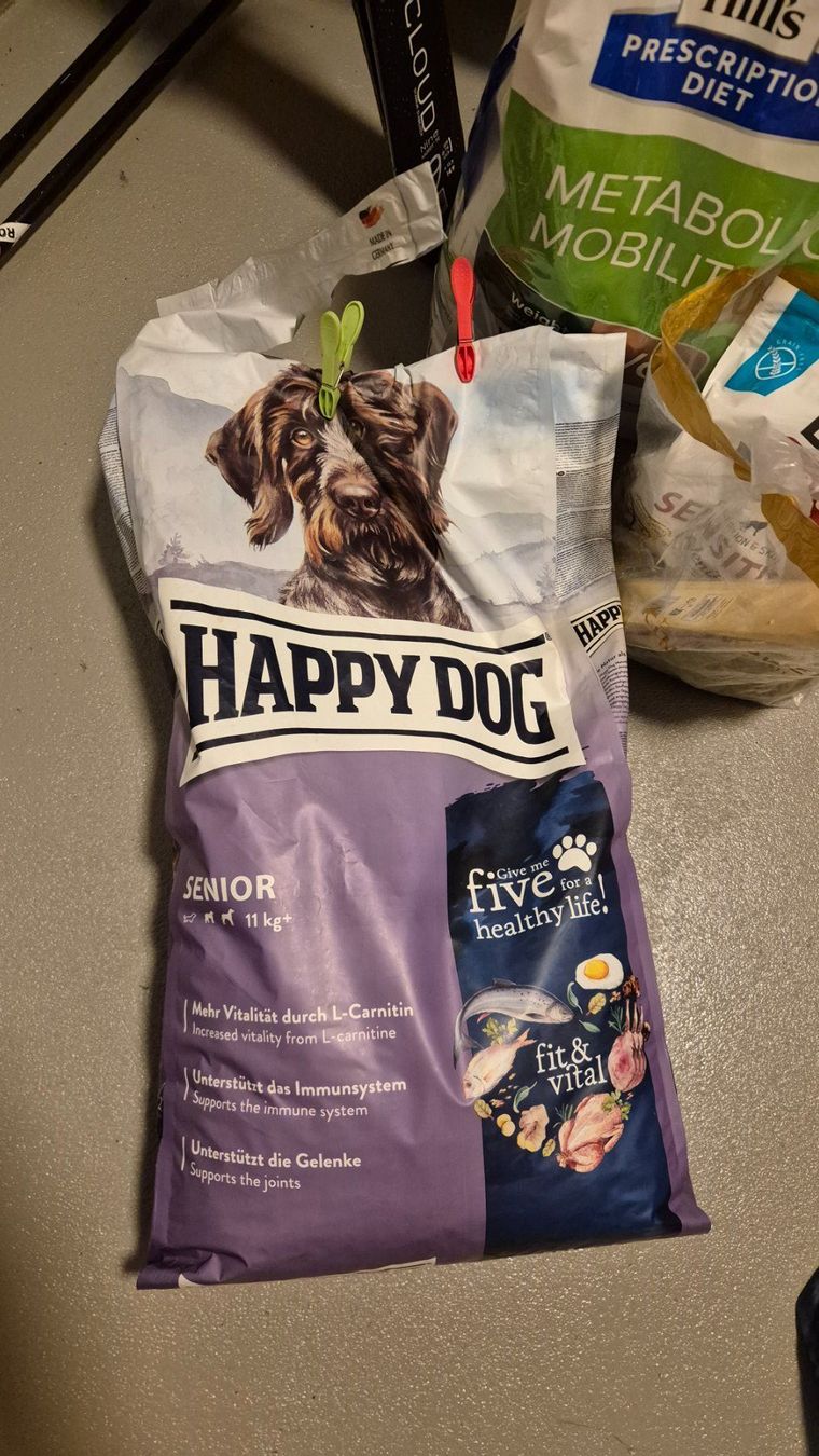 Nourriture: Hundefutter diverse – D'occasion à Klingnau par putinocchio 3