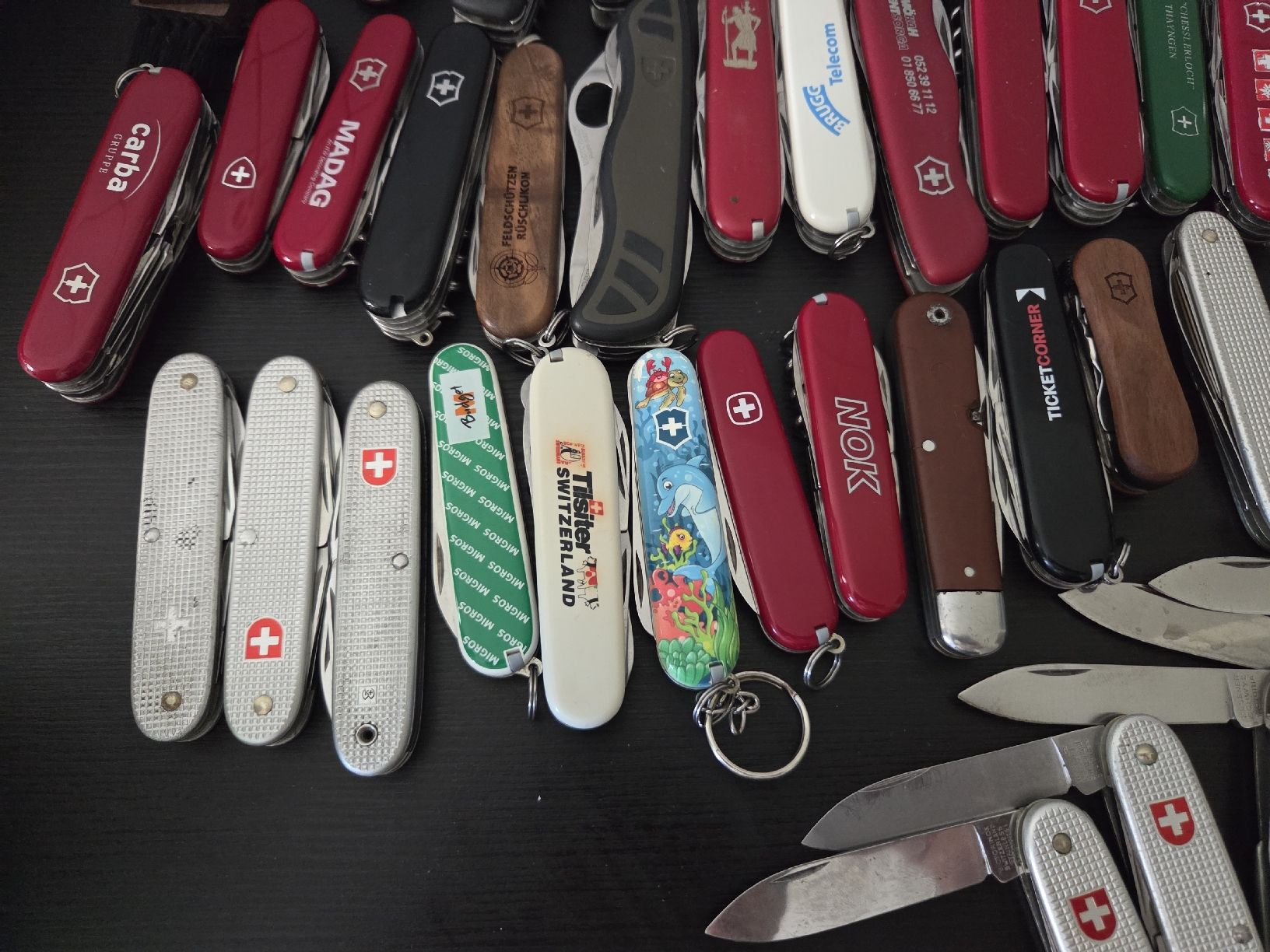 Victorinox Coltelli tascabile: Victorinox/Wenger Messer Konvolut  – Usato da Dietikon venduto da Allegra34 2