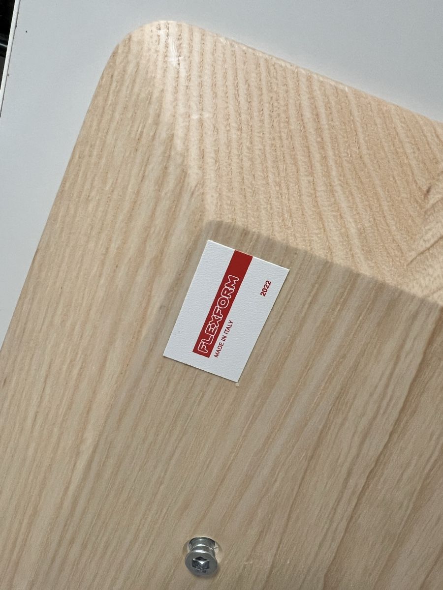 Tavoli: FLEXFORM Tischplatte Holz massiv, Salontisch neuwertig – Nuovo (secondo la descrizione) da Bolligen venduto da Solina12 2