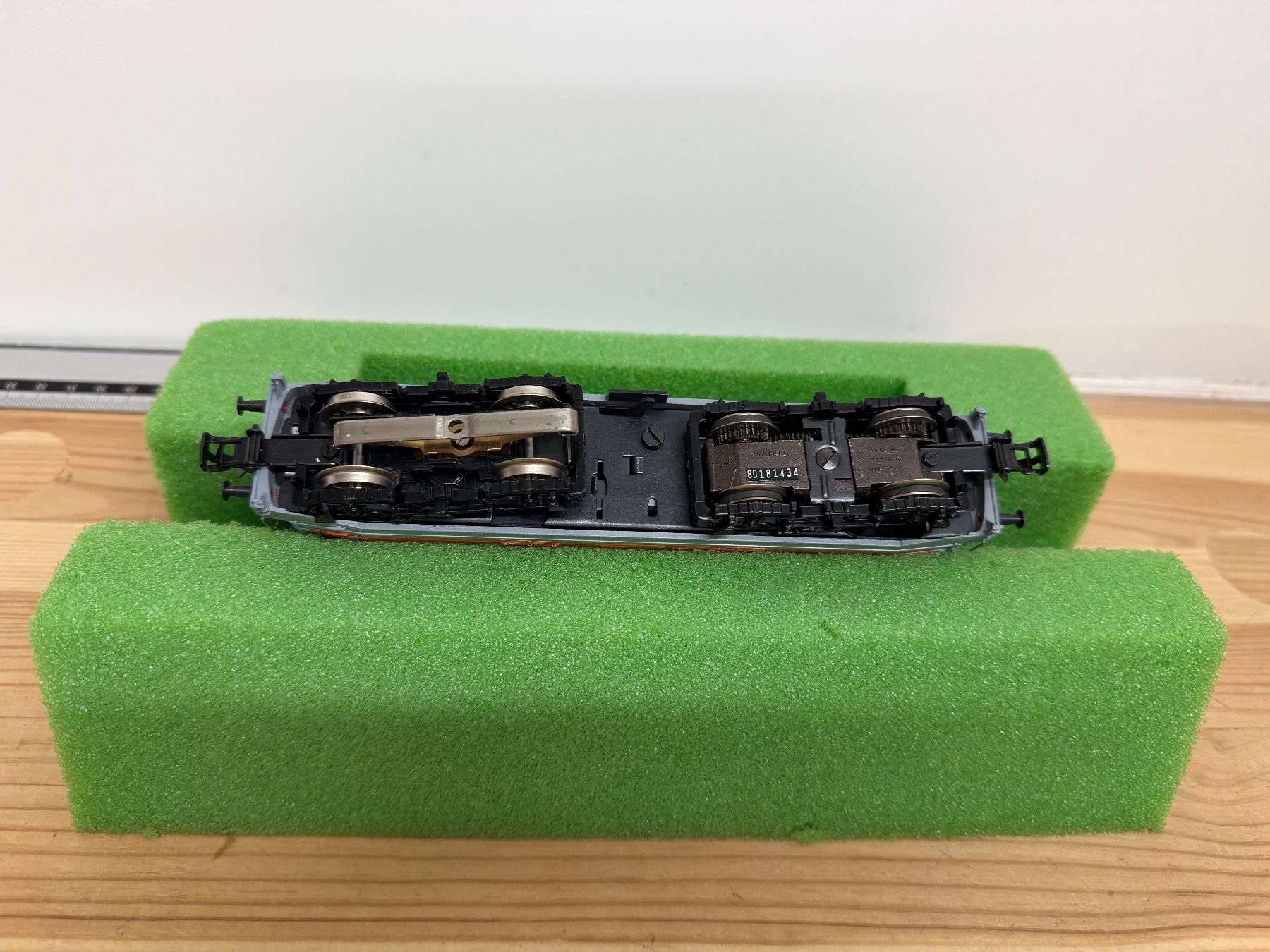 Märklin Modellini di ferrovie: Märklin 3162 Spur H0 E-Lok E 424 FS – Usato da Büsserach venduto da ModellbahnDepot 6